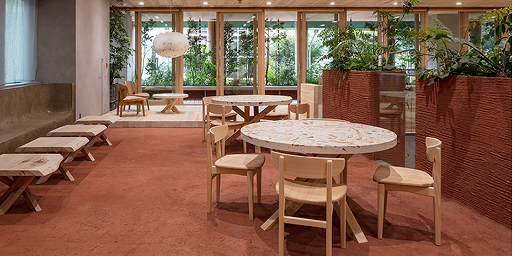 GOOD CYCLE BUILIDING
Forest Bank Table